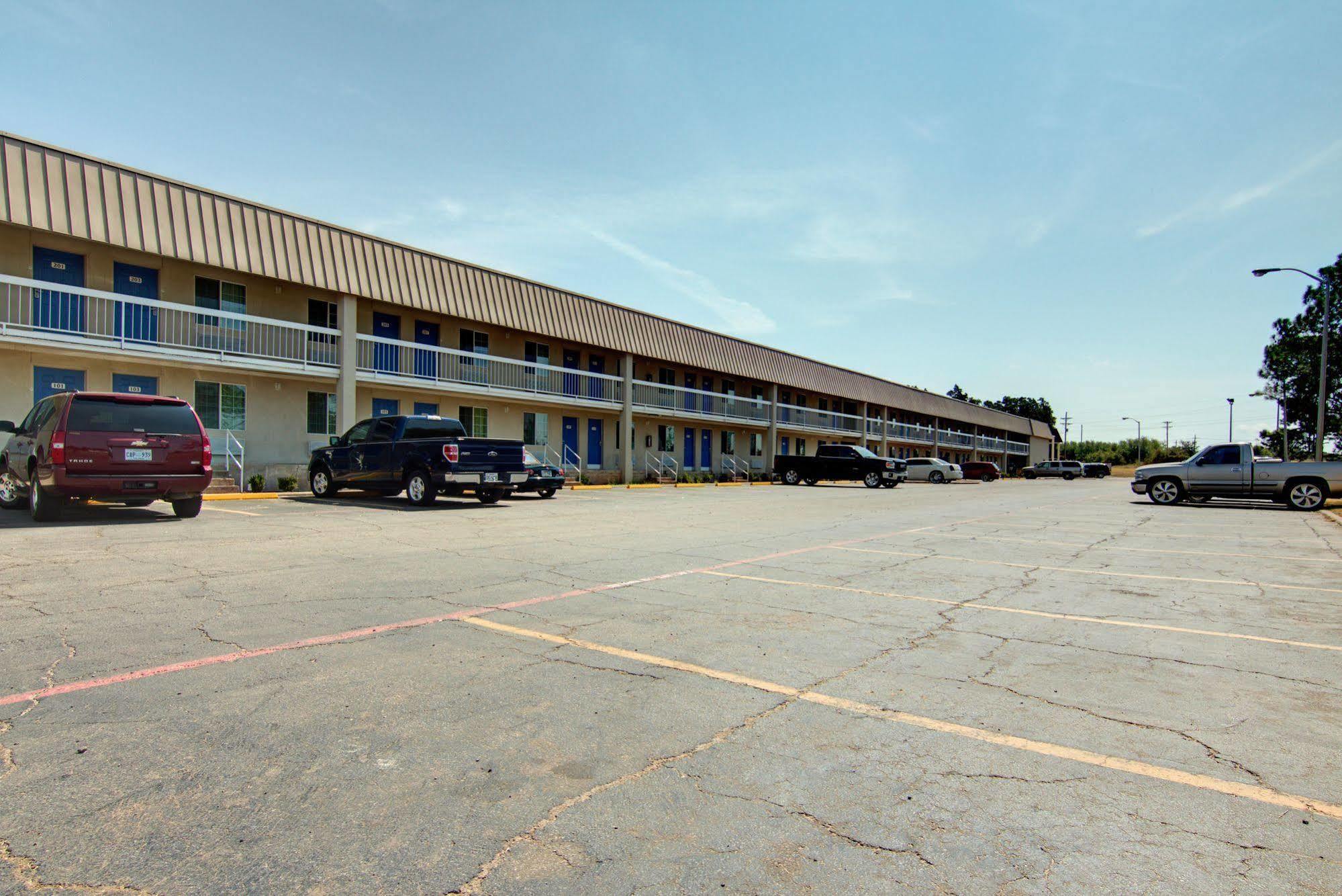 Motel 6-Mount Pleasant, Tx Eksteriør bilde